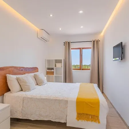 Holiday home S'escodra *